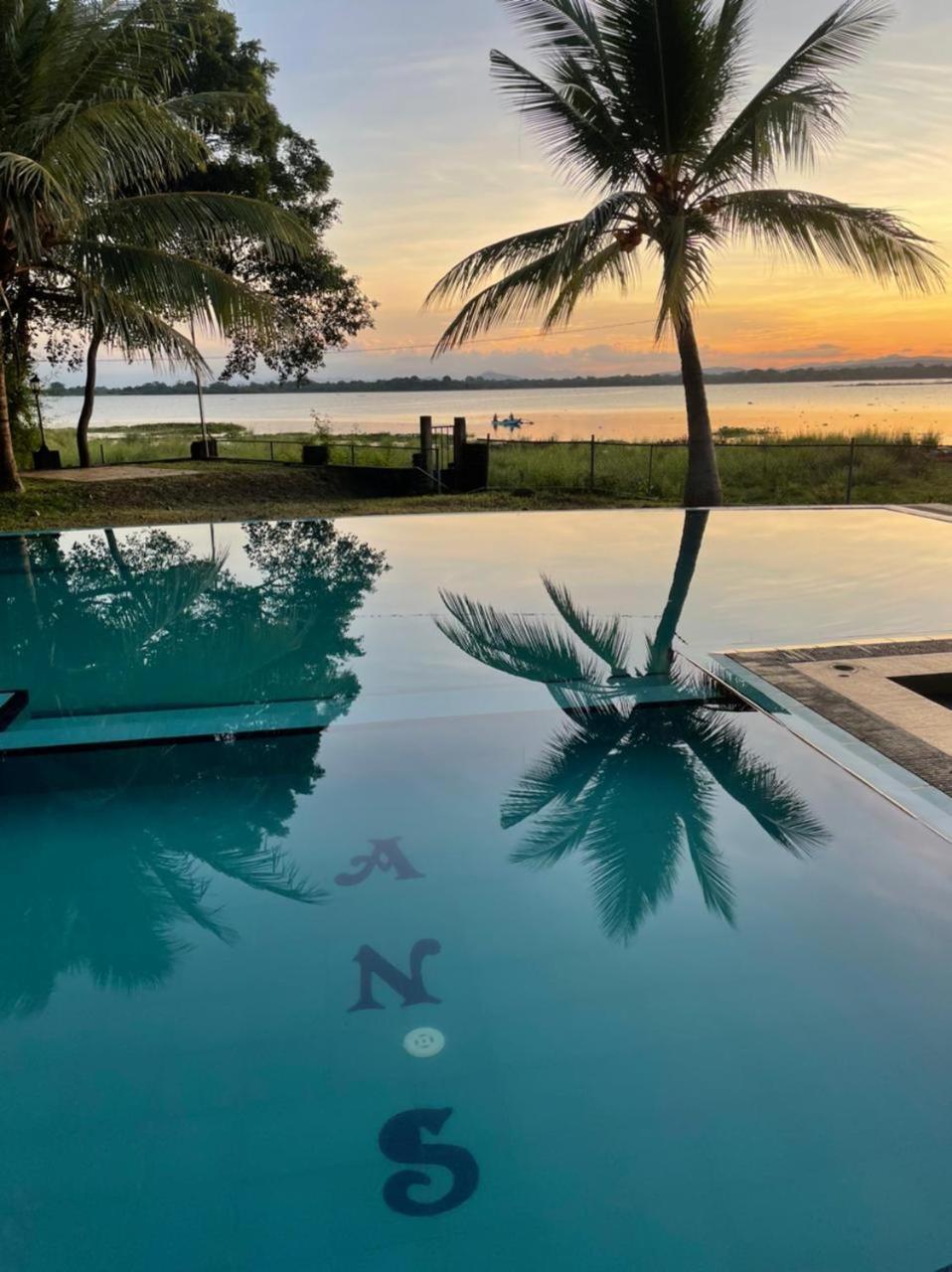 Hotel Lake Park Polonnaruwa Eksteriør bilde
